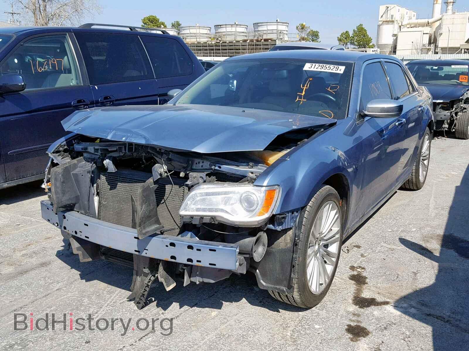 2011 CHRYSLER 300 - VIN: 2C3CA5CG5BH582633 - Фото 2