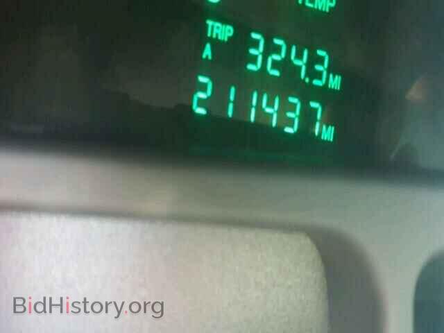 2001 CADILLAC DEVILLE - VIN: 1G6KD54Y01U222450 - Фото 8