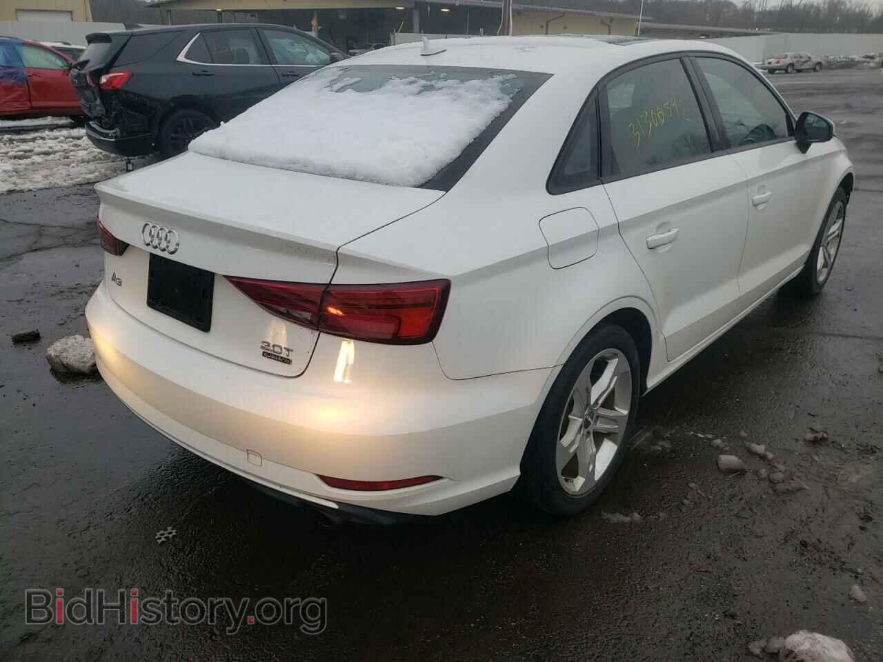 2017 AUDI A3 - VIN: WAUB8GFFXH1034472 - Фото 4