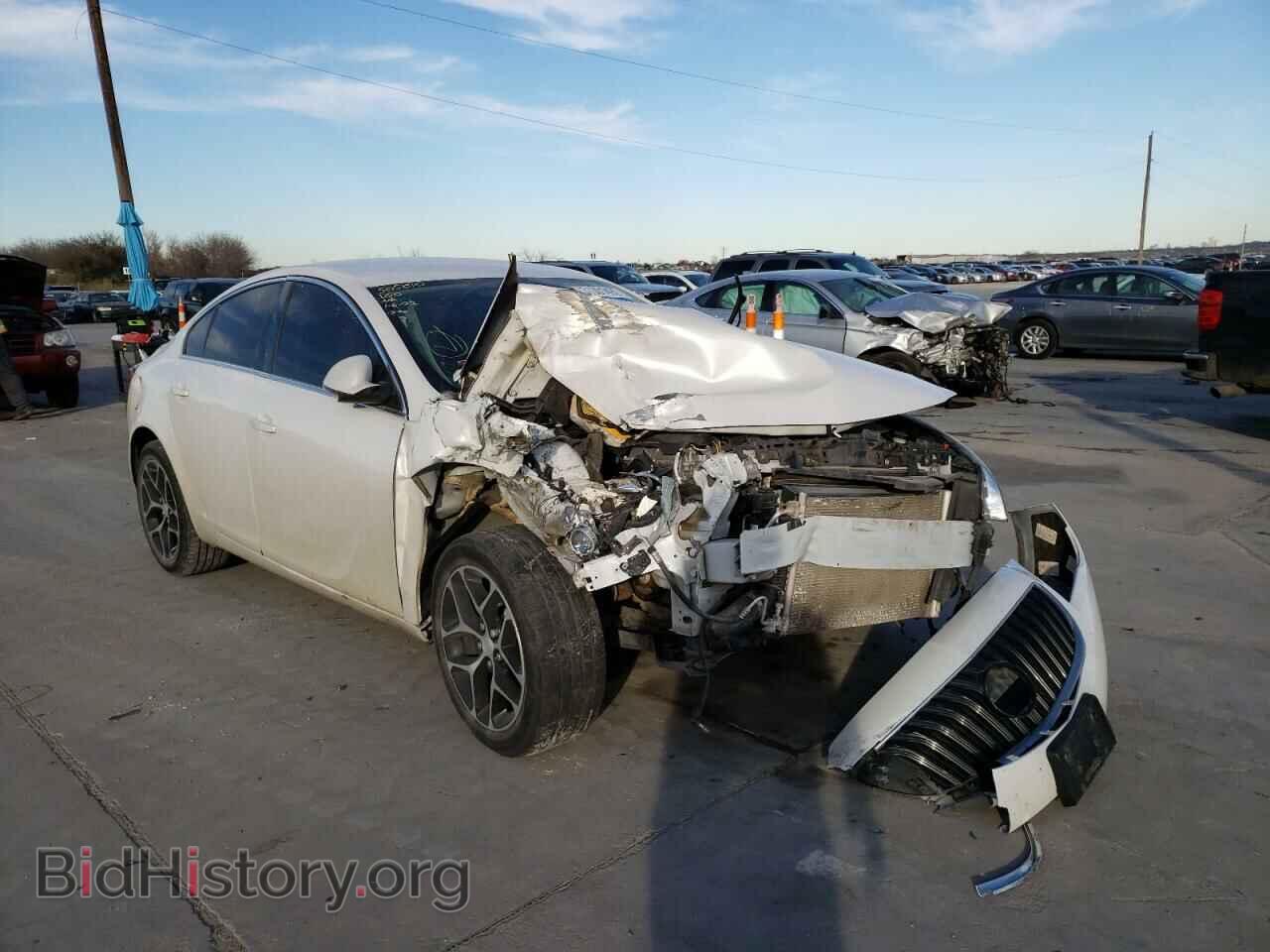Photo 2G4GL5EX6H9193258 - BUICK REGAL 2017