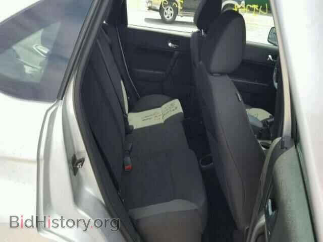 2010 FORD FOCUS - VIN: 1FAHP3GN0AW192994 - Photo 6