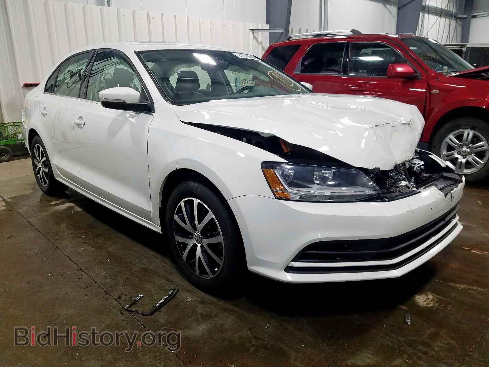 Фотография 3VWDB7AJ1HM363876 - VOLKSWAGEN JETTA 2017