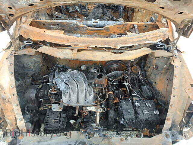 2000 VOLKSWAGEN BEETLE - VIN: 3VWCC21C0YM459186 - Фото 7