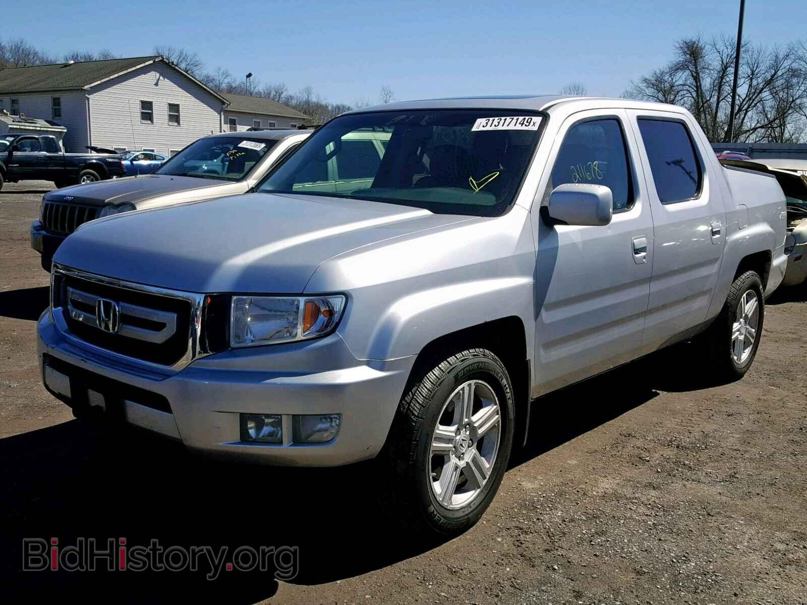 2011 HONDA RIDGELINE - VIN: 5FPYK1F50BB006060 - Фото 2