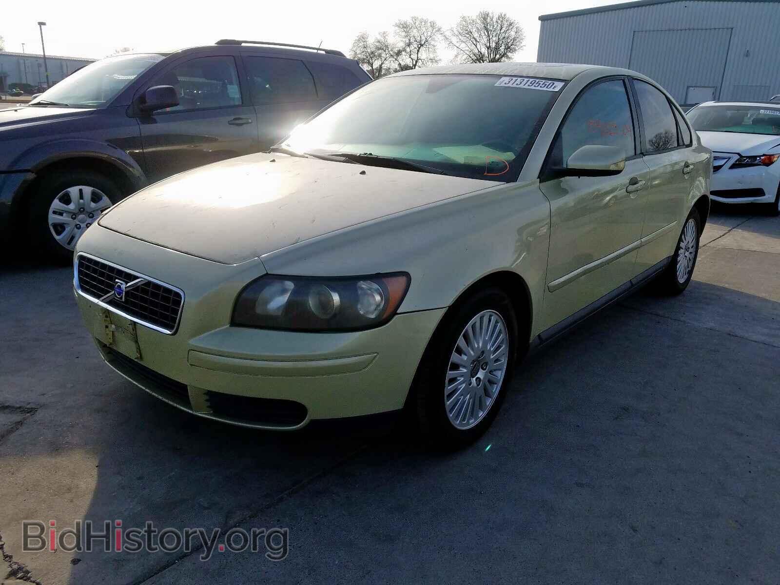 2004 VOLVO S40 - VIN: YV1MS382242016126 - Фото 2