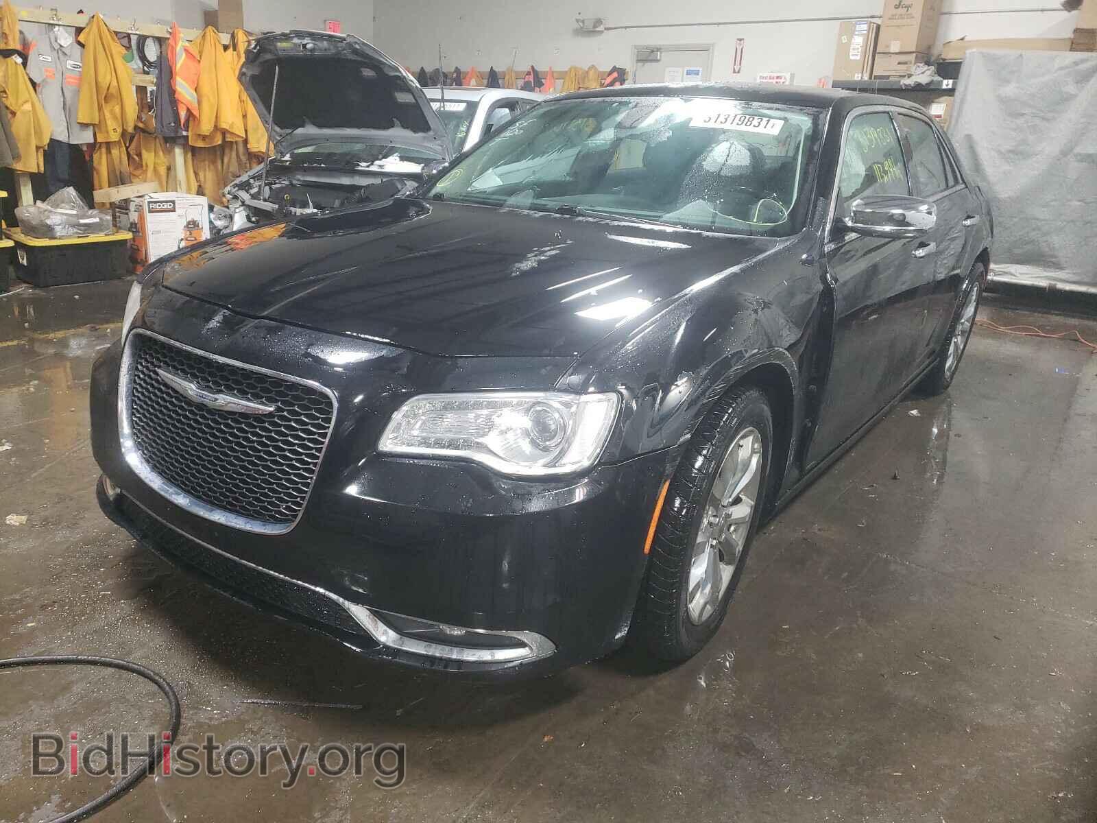 2016 CHRYSLER 300 - VIN: 2C3CCAKG0GH235688 - Фото 2