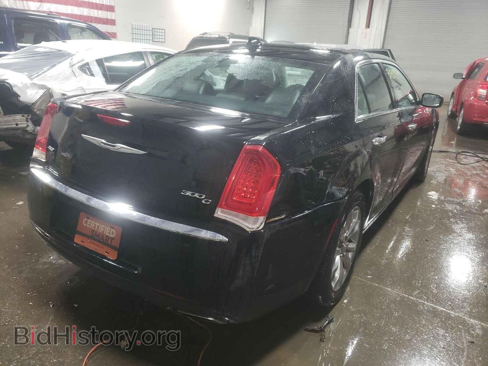 2016 CHRYSLER 300 - VIN: 2C3CCAKG0GH235688 - Фото 4