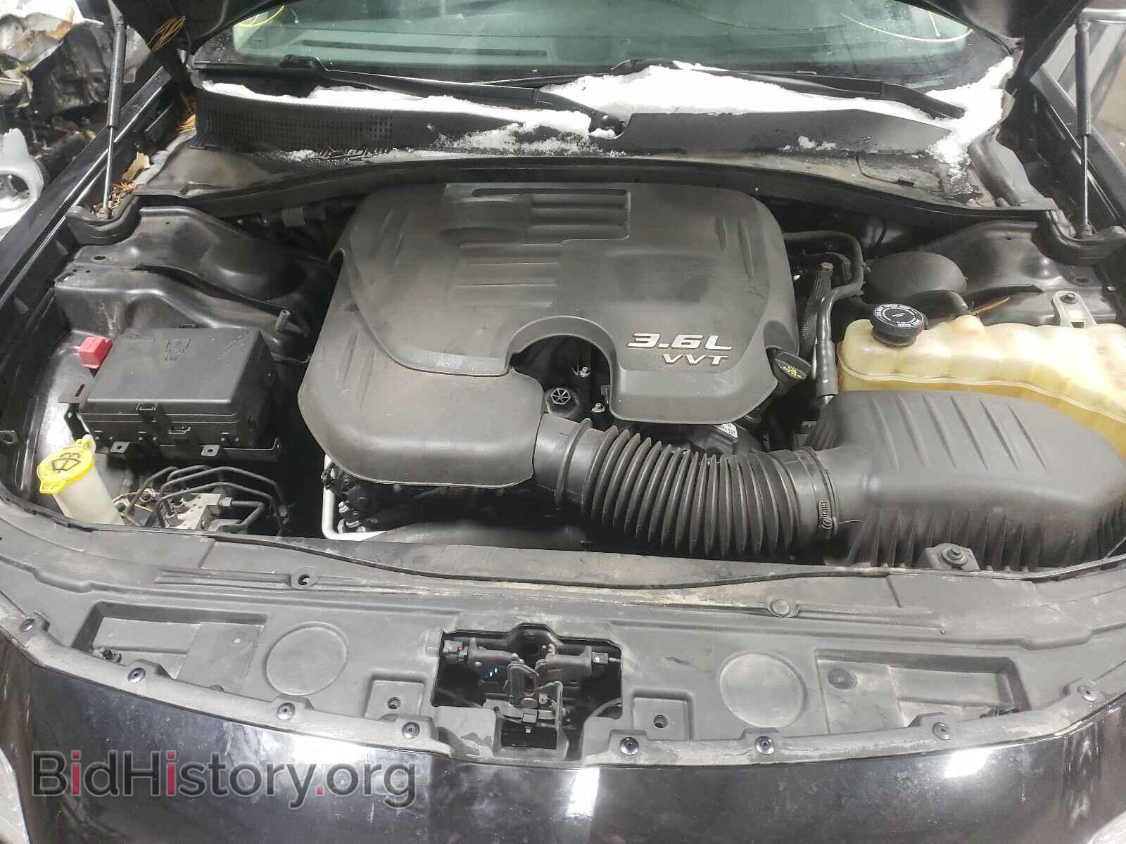 2016 CHRYSLER 300 - VIN: 2C3CCAKG0GH235688 - Фото 7