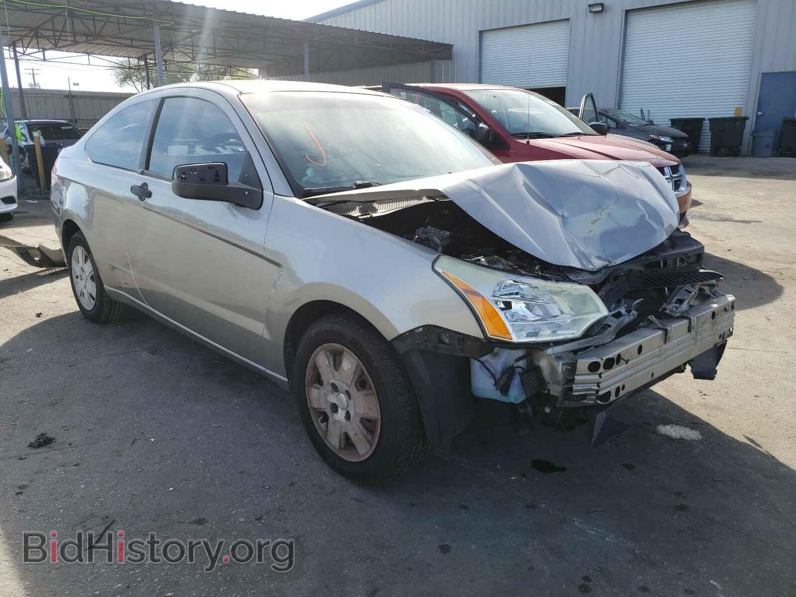 Photo 1FAHP32N98W170591 - FORD FOCUS 2008