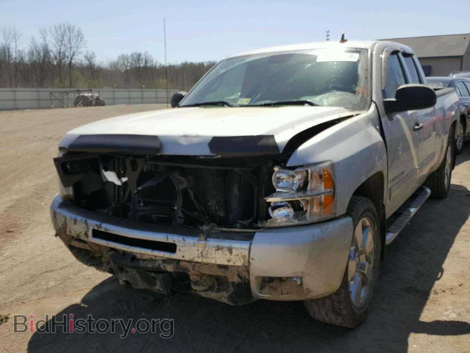 2010 CHEVROLET SILVERADO - VIN: 1GCSKSE36AZ111165 - Фото 2
