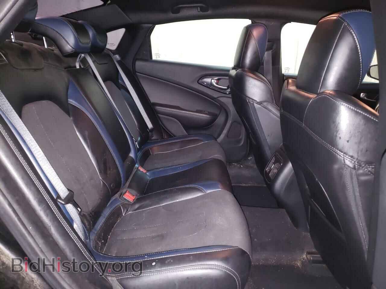2016 CHRYSLER 200 - VIN: 1C3CCCDG4GN174877 - Фото 6