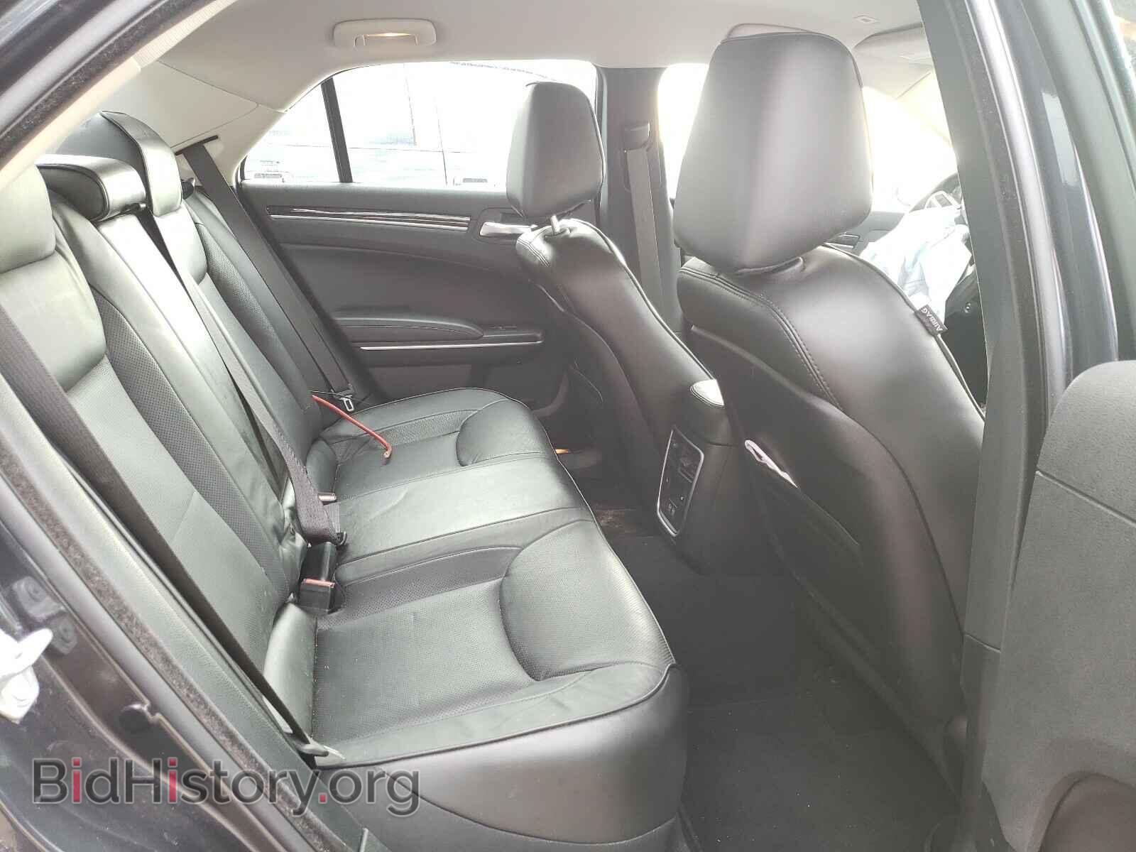 2019 CHRYSLER 300 - VIN: 2C3CCAEG2KH693527 - Фото 6