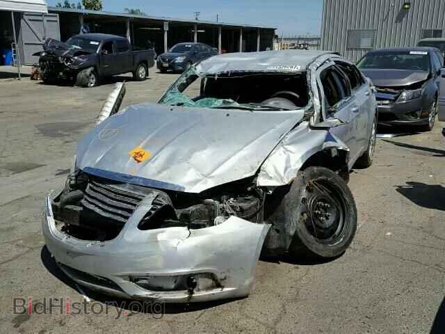 2012 CHRYSLER 200 - VIN: 1C3CCBAB8CN321196 - Фото 2