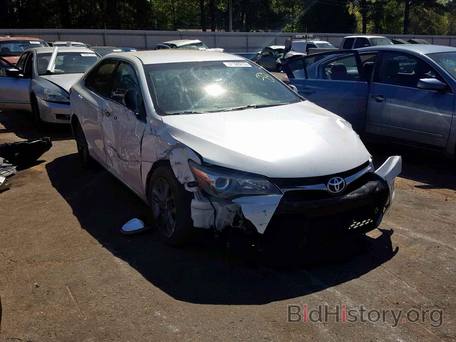 Photo 4T1BF1FK2FU094935 - TOYOTA CAMRY 2015