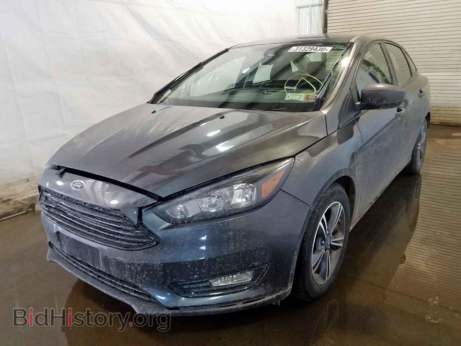 2018 FORD FOCUS - VIN: 1FADP3FE1JL225972 - Фото 2