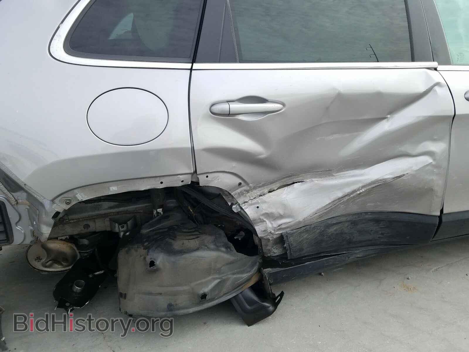 2019 JEEP CHEROKEE - VIN: 1C4PJLLB8KD249040 - Фото 9