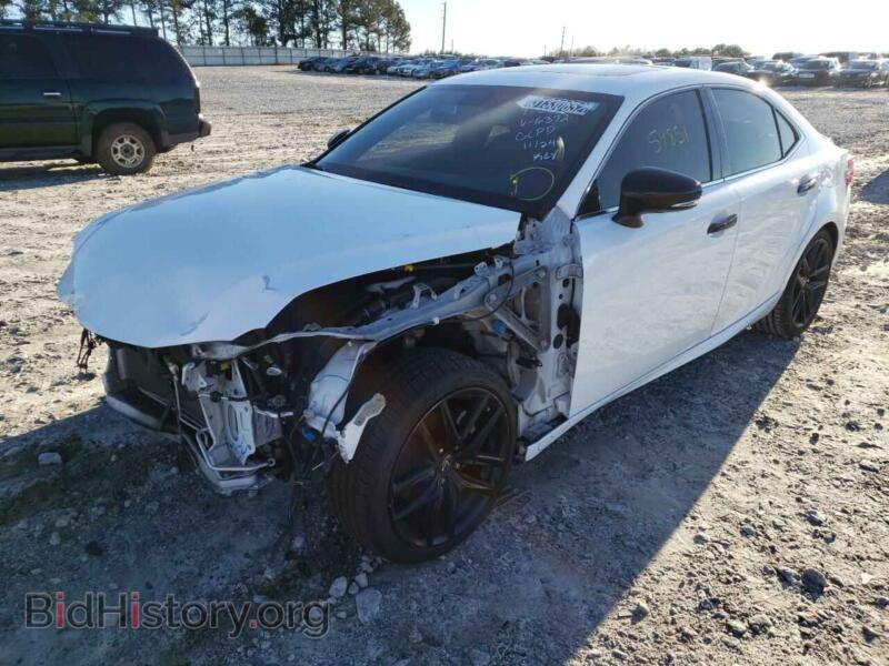 2015 Lexus IS (VIN JTHBF1D29F5066372) — photo 2 of 10
