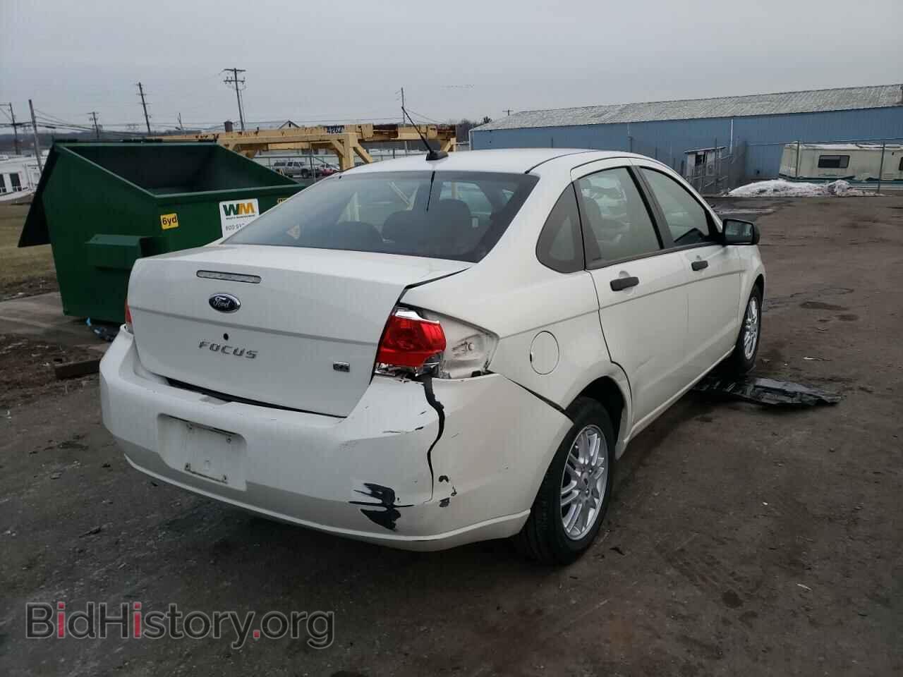 2009 FORD FOCUS - VIN: 1FAHP35N59W243095 - Фото 4
