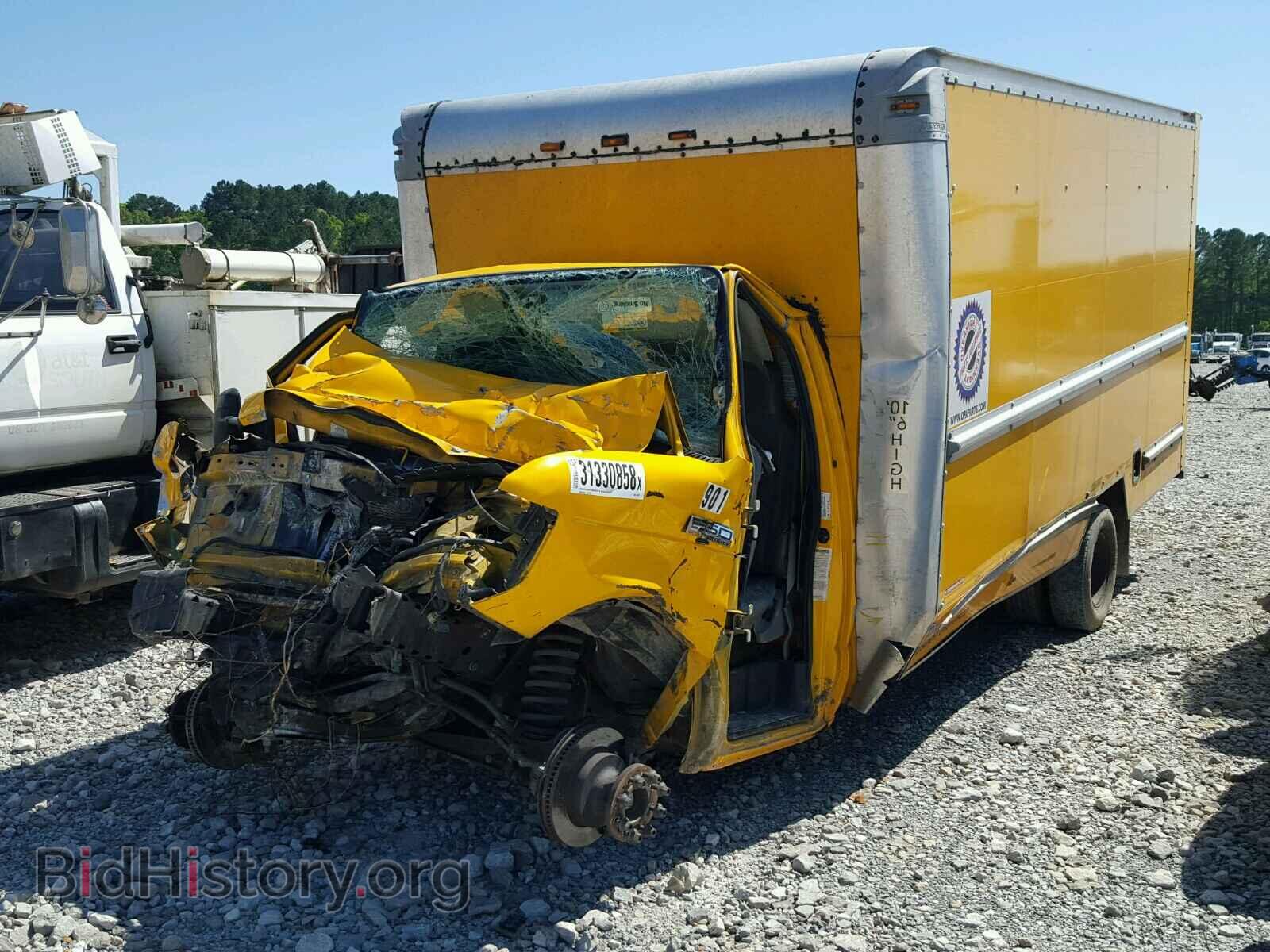 2012 FORD ECONOLINE - VIN: 1FDWE3FS8CDA71901 - Photo 2