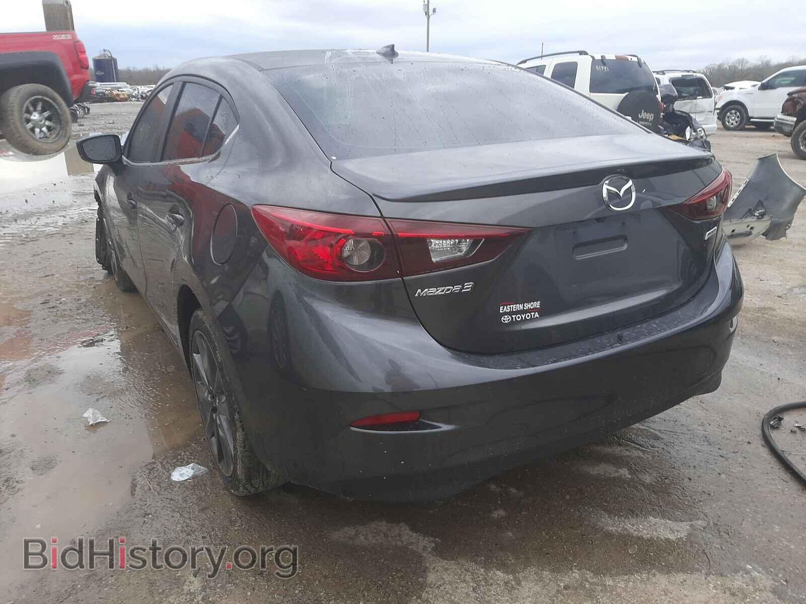 2018 MAZDA 3 - VIN: 3MZBN1V38JM192458 - Фото 3