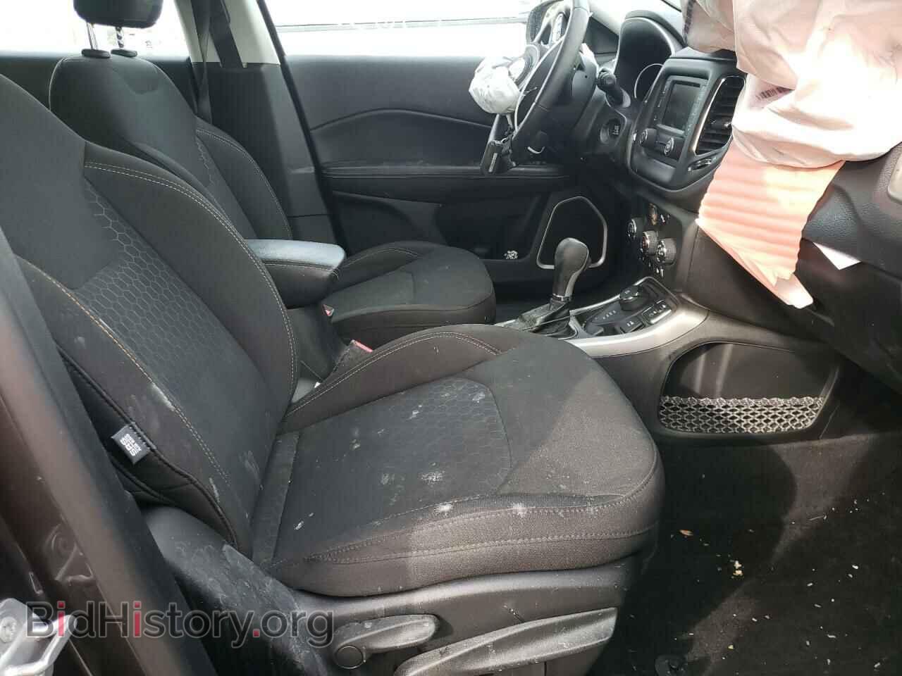 2017 JEEP COMPASS - VIN: 3C4NJDAB8HT647089 - Фото 5