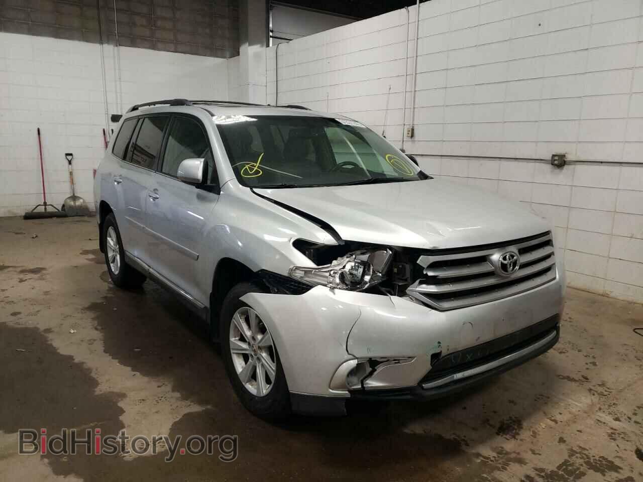Фотография 5TDBK3EH4CS131727 - TOYOTA HIGHLANDER 2012