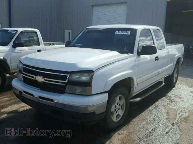 2006 CHEVROLET SILVERADO - VIN: 2GCEK19B861283786 - Фото 2