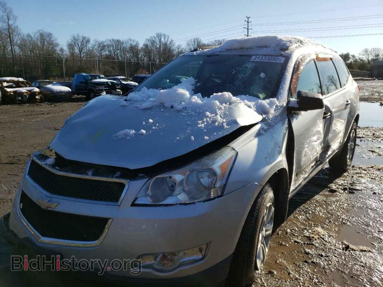 2012 CHEVROLET TRAVERSE - VIN: 1GNKRFED9CJ412890 - Фото 2