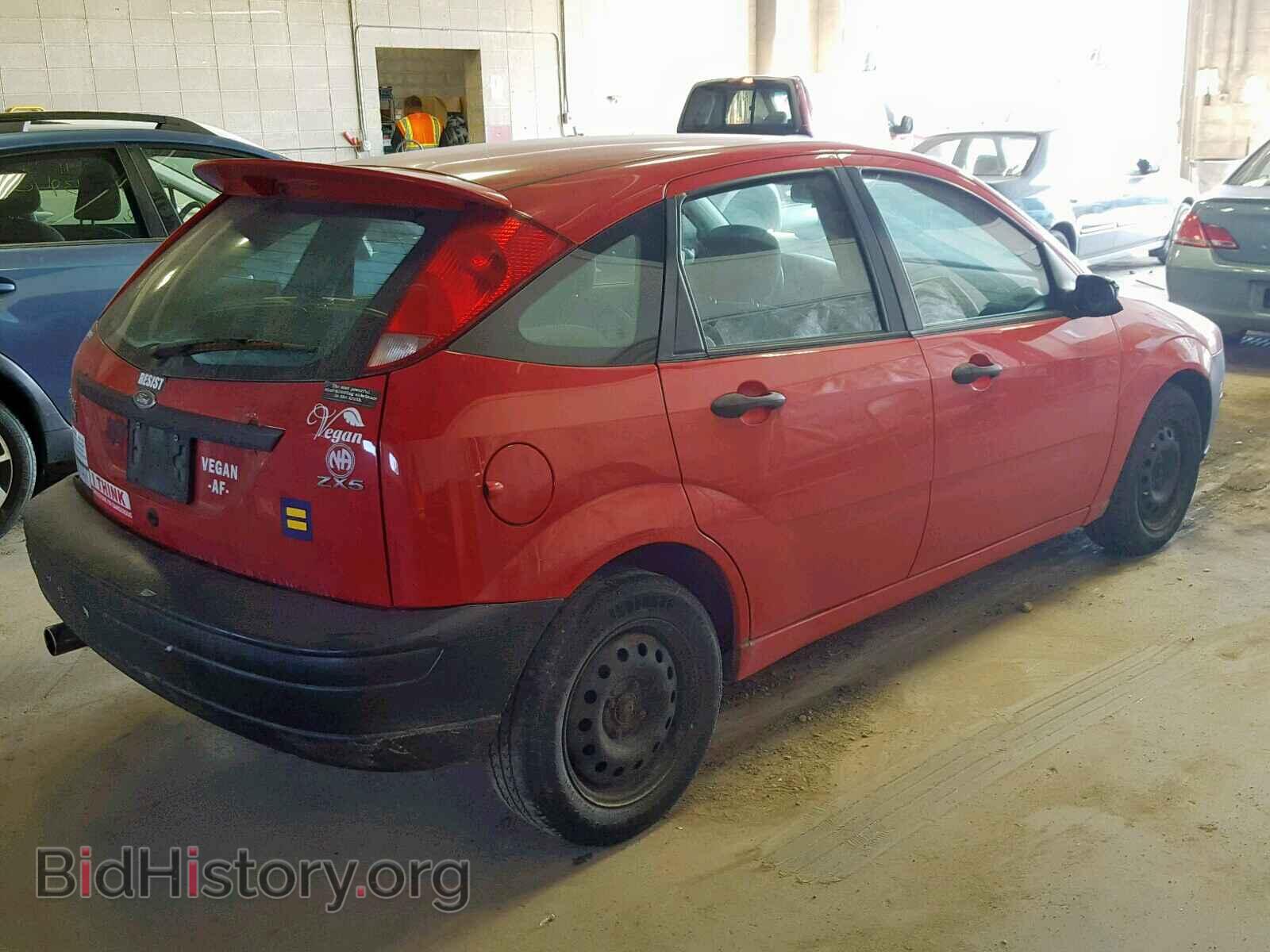2005 FORD FOCUS - VIN: 3FAFP37N55R135366 - Фото 4