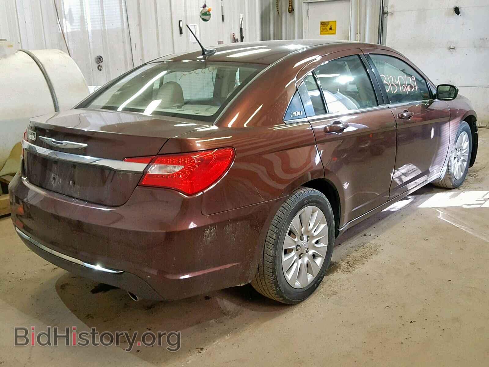 2013 CHRYSLER 200 - VIN: 1C3CCBAG8DN723801 - Фото 4