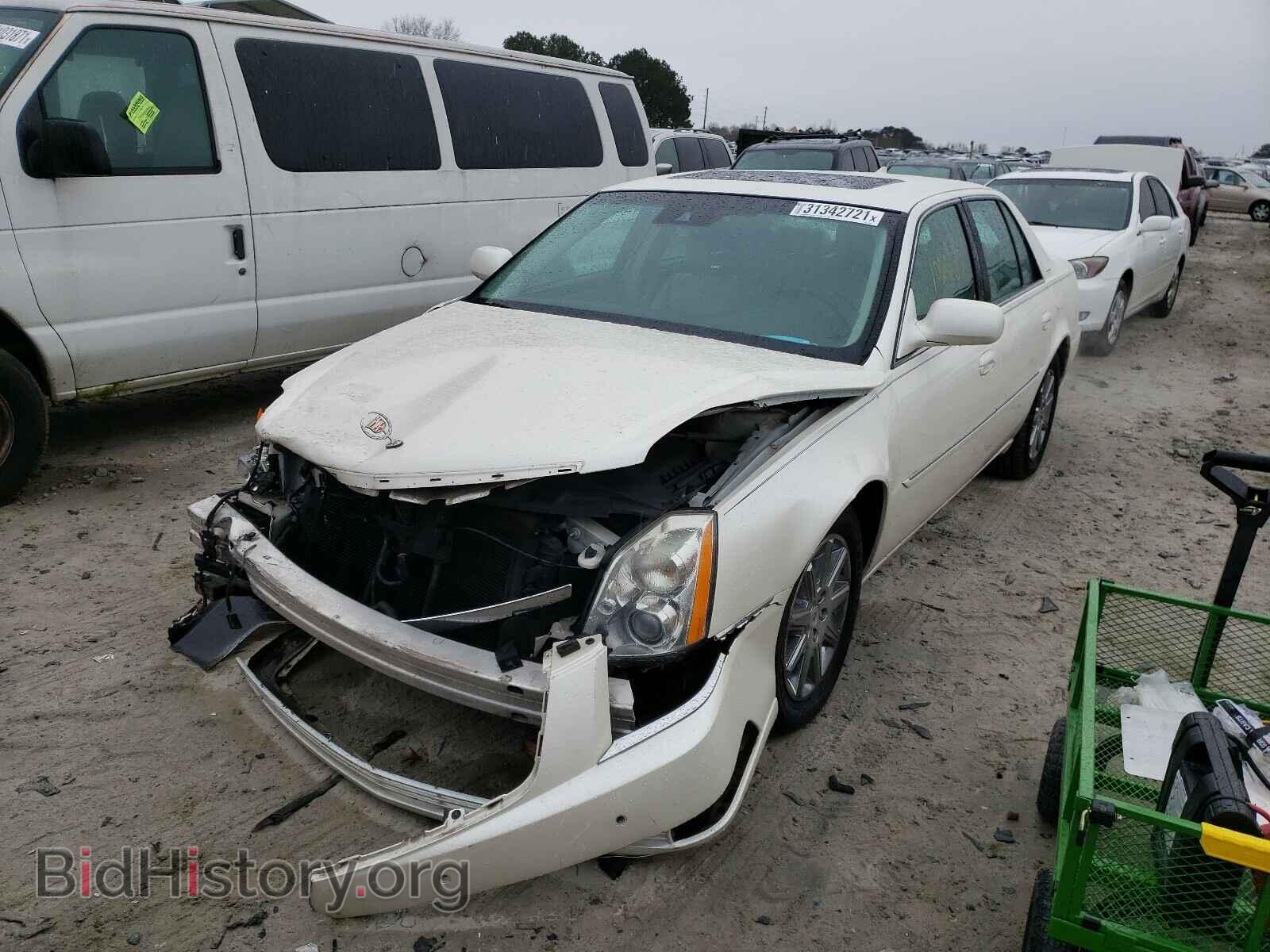 2011 CADILLAC DTS - VIN: 1G6KH5E64BU103982 - Фото 2
