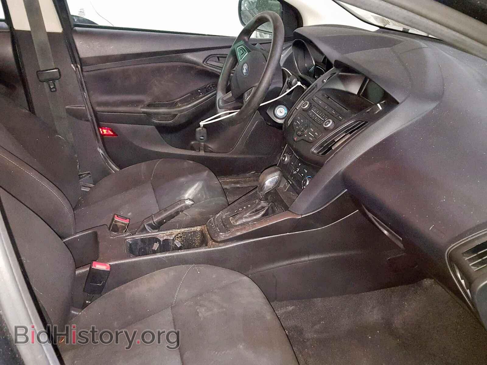 2017 FORD FOCUS - VIN: 1FADP3E27HL323602 - Photo 5