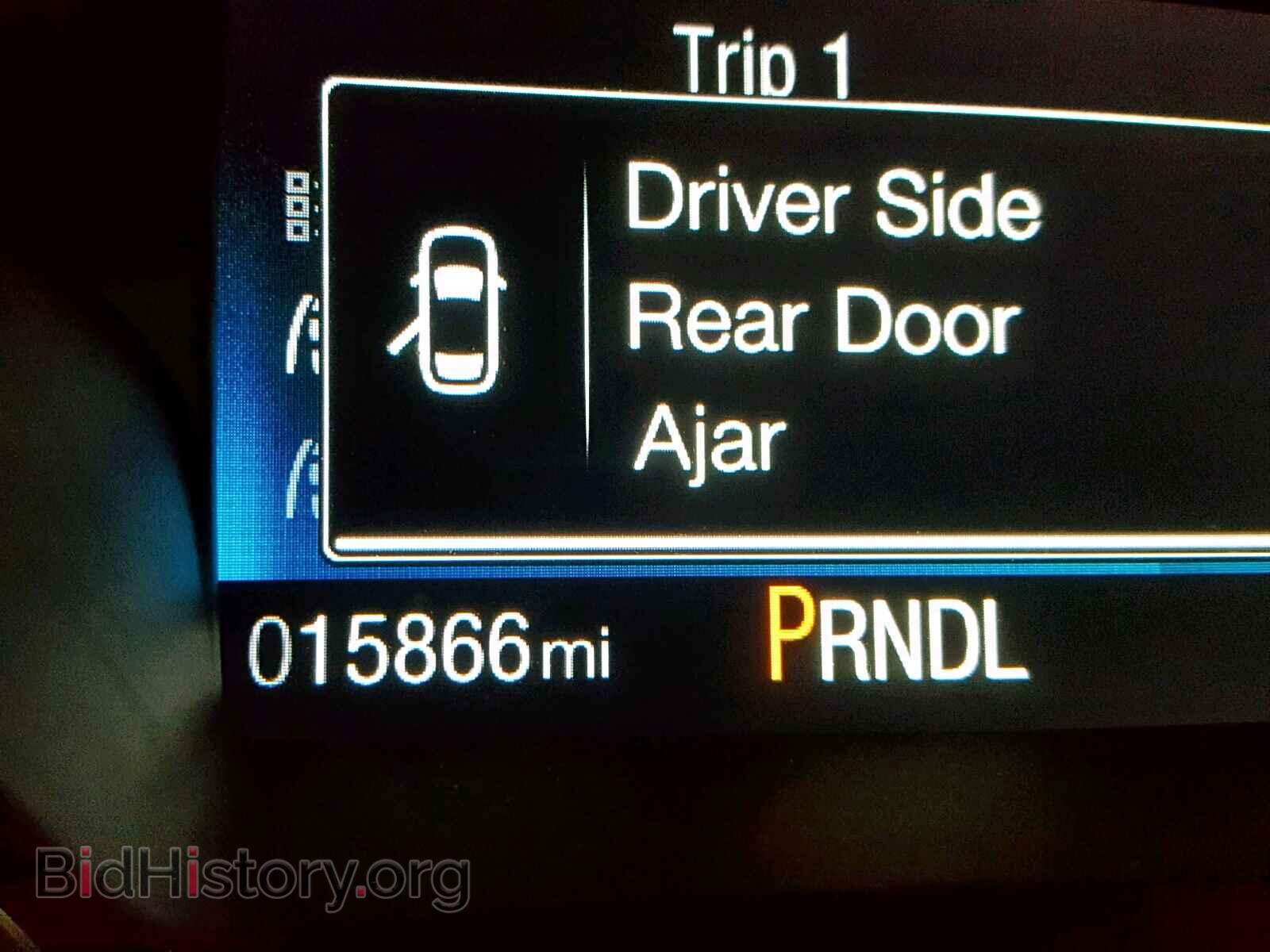2017 FORD FOCUS - VIN: 1FADP3E27HL323602 - Photo 8