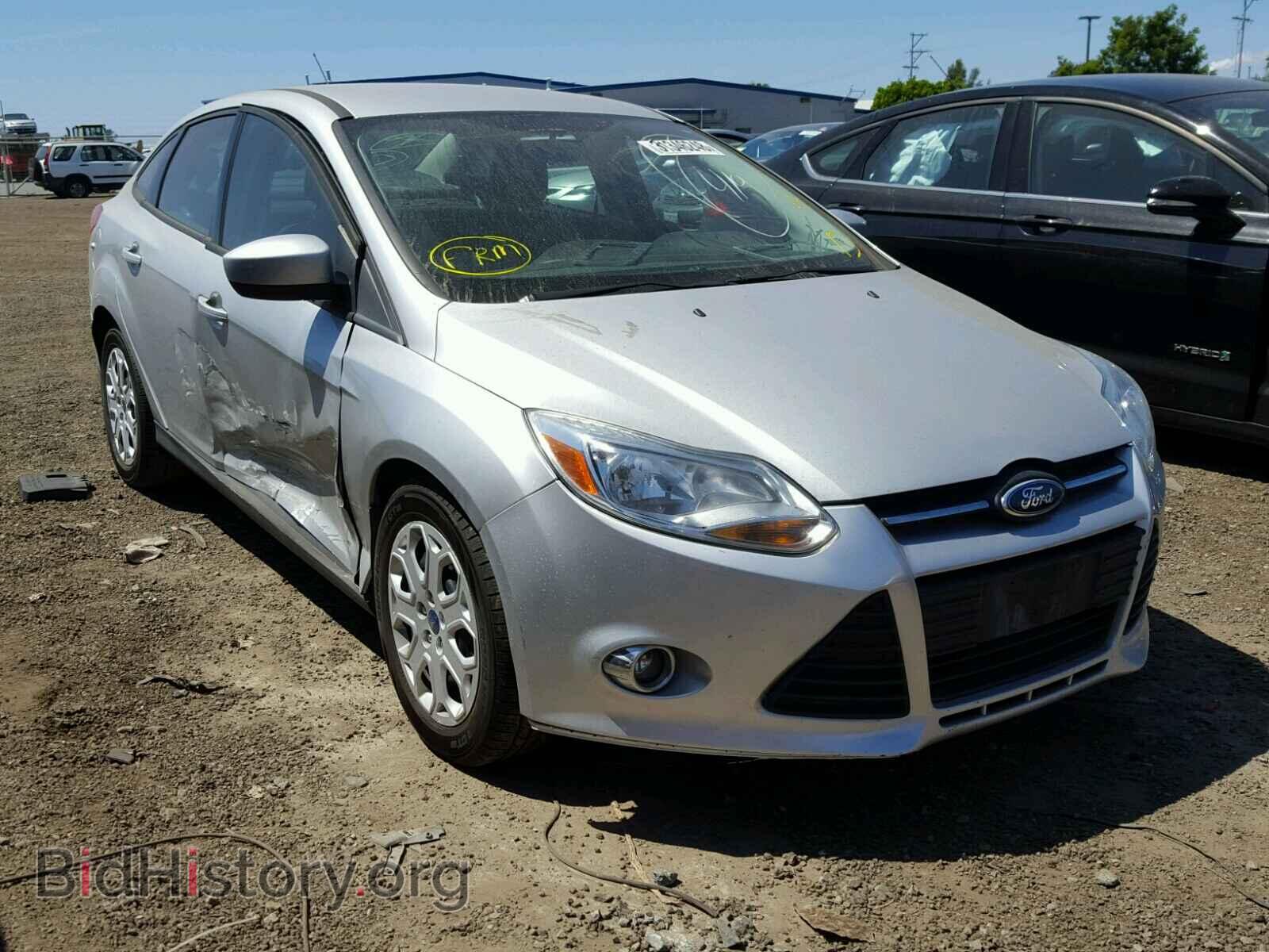 Photo 1FAHP3F27CL290559 - FORD FOCUS 2012