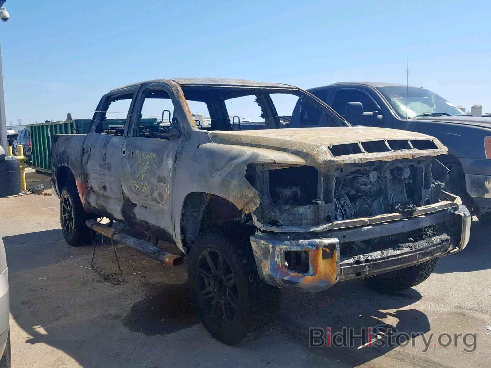 Photo 5TFEY5F15JX243534 - TOYOTA TUNDRA CRE 2018