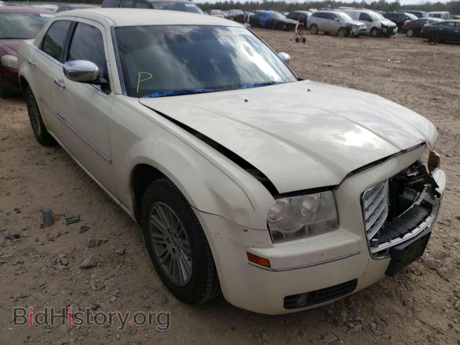 Photo 2C3CA5CV4AH307039 - CHRYSLER 300 2010