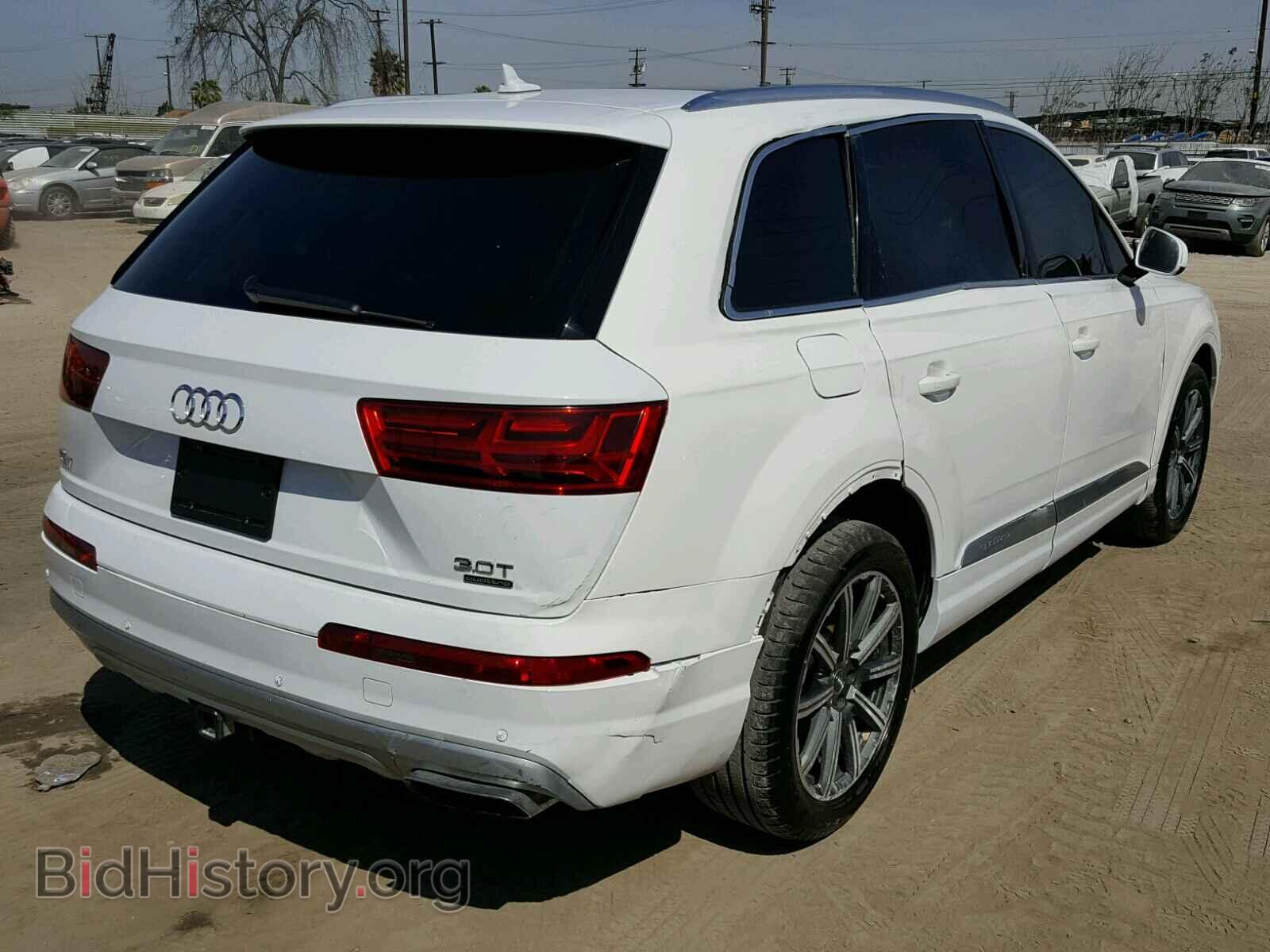 2017 AUDI Q7 - VIN: WA1VAAF78HD035381 - Фото 4
