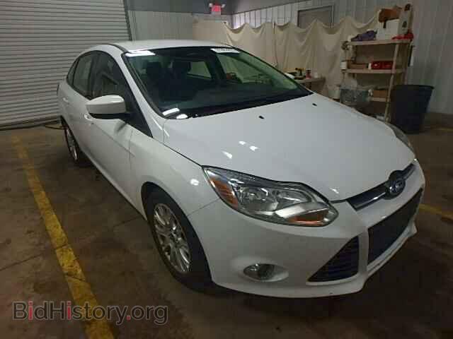 Photo 1FAHP3F24CL147679 - FORD FOCUS 2012