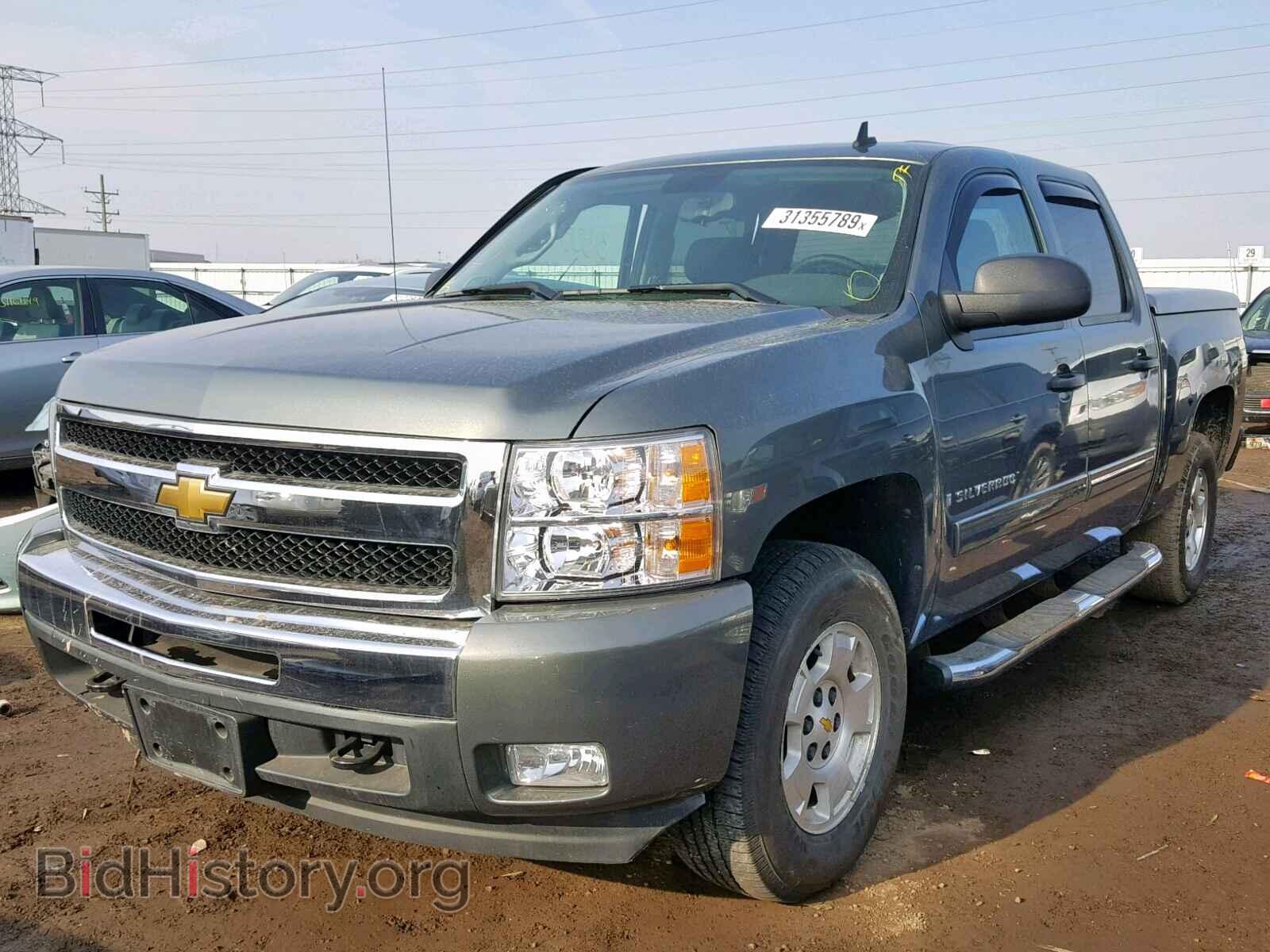 2011 CHEVROLET SILVERADO - VIN: 3GCPKSE37BG328800 - Photo 2