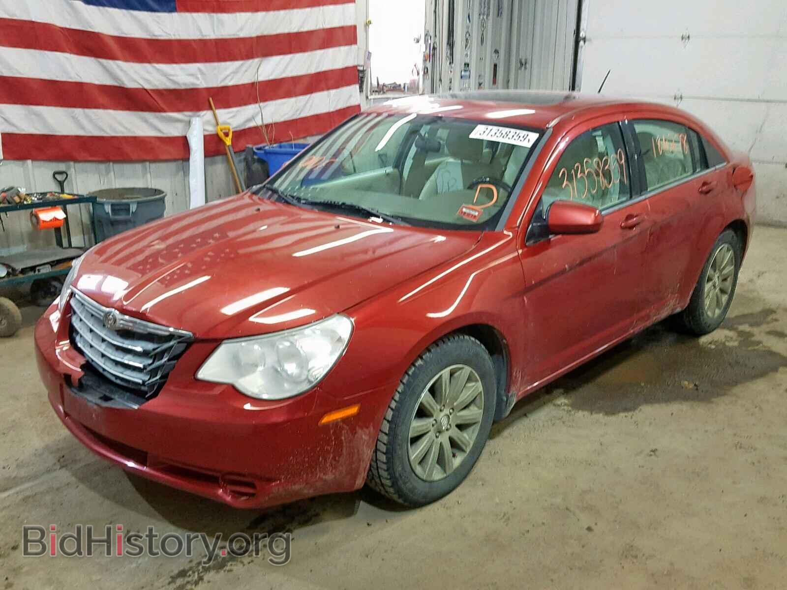 2010 CHRYSLER SEBRING - VIN: 1C3CC5FB1AN197408 - Фото 2
