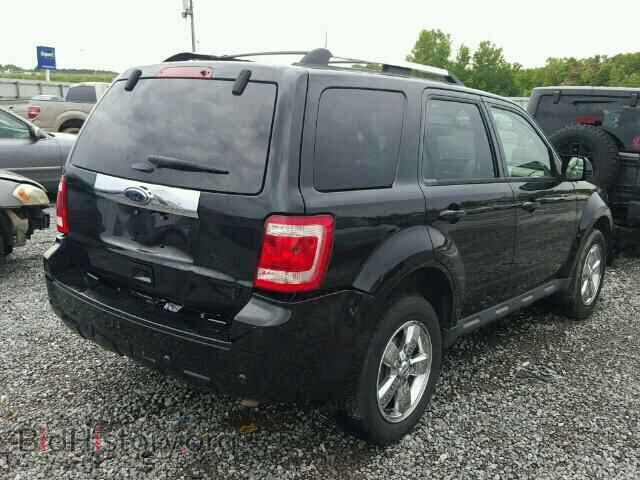 2011 FORD ESCAPE - VIN: 1FMCU0E73BKC59589 - Фото 4