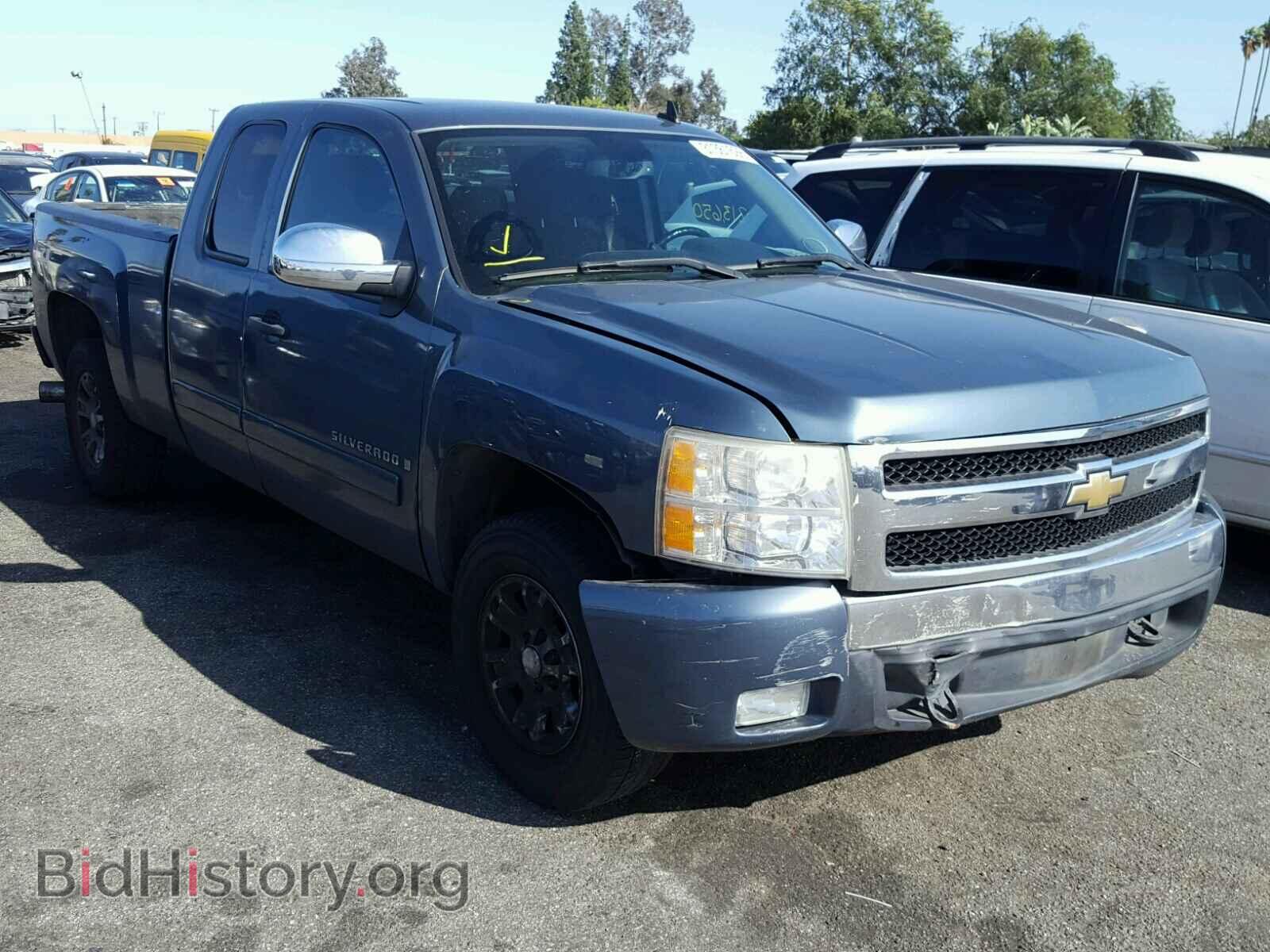 Photo 2GCEC19J871682252 - CHEVROLET SILVERADO 2007