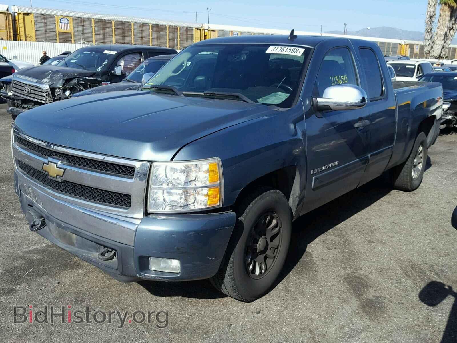 2007 CHEVROLET SILVERADO - VIN: 2GCEC19J871682252 - Photo 2