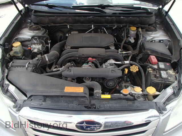 2010 SUBARU OUTBACK - VIN: 4S4BRCBC7A3313596 - Photo 7