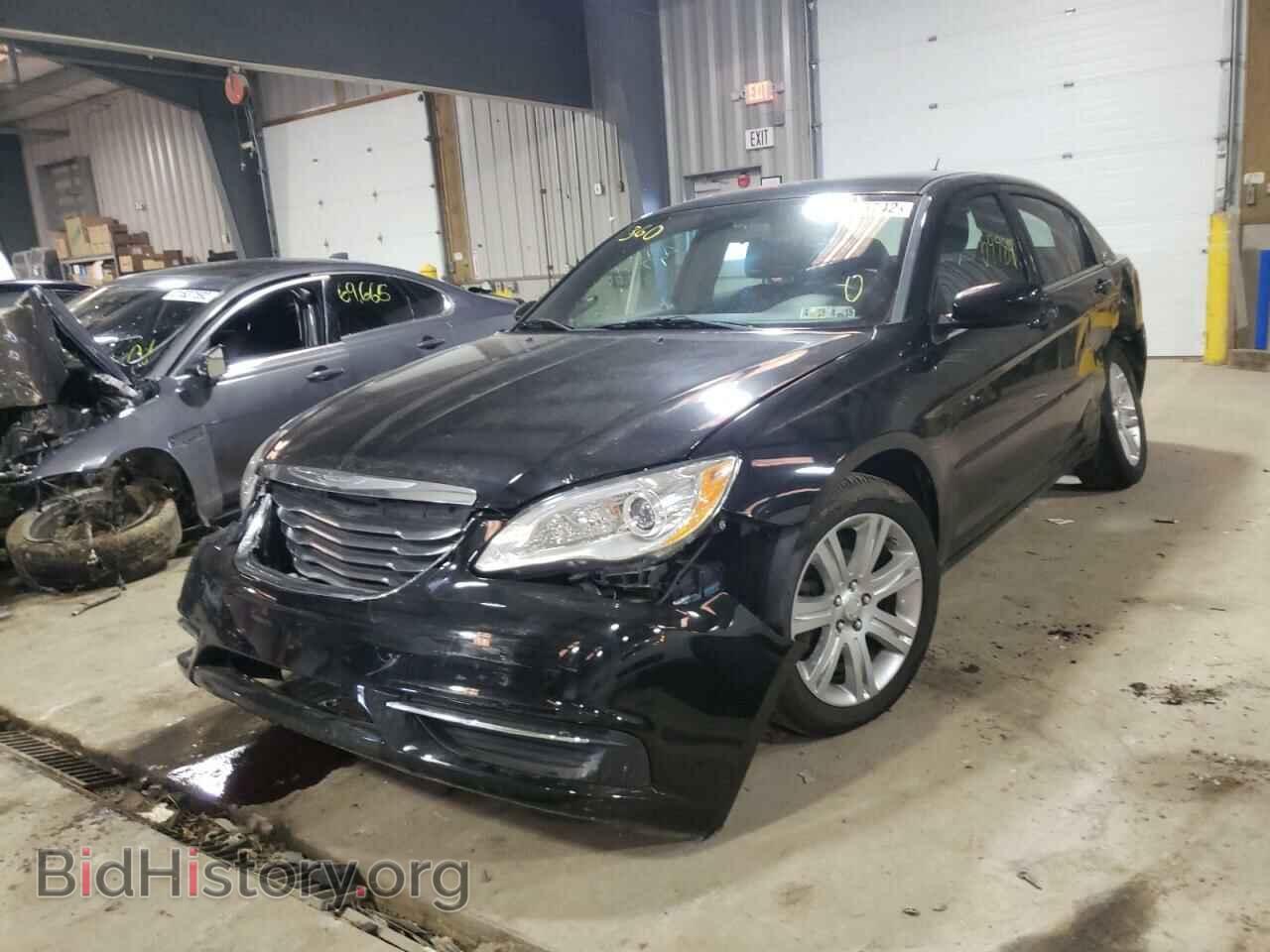 2013 CHRYSLER 200 - VIN: 1C3CCBBB7DN714929 - Фото 2