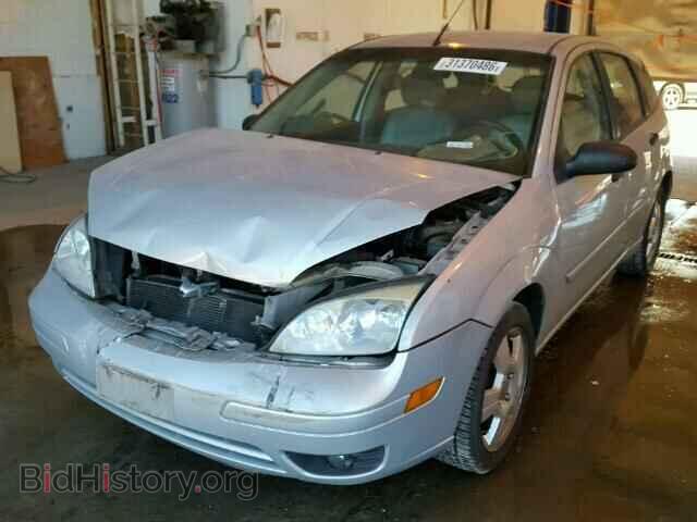 2005 FORD FOCUS - VIN: 3FAFP37N95R128761 - Фото 2