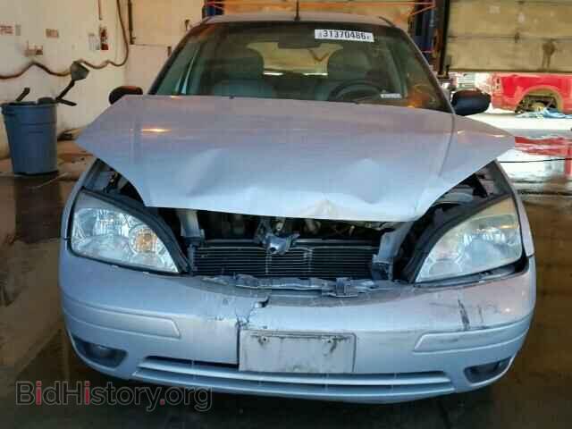 2005 FORD FOCUS - VIN: 3FAFP37N95R128761 - Фото 9