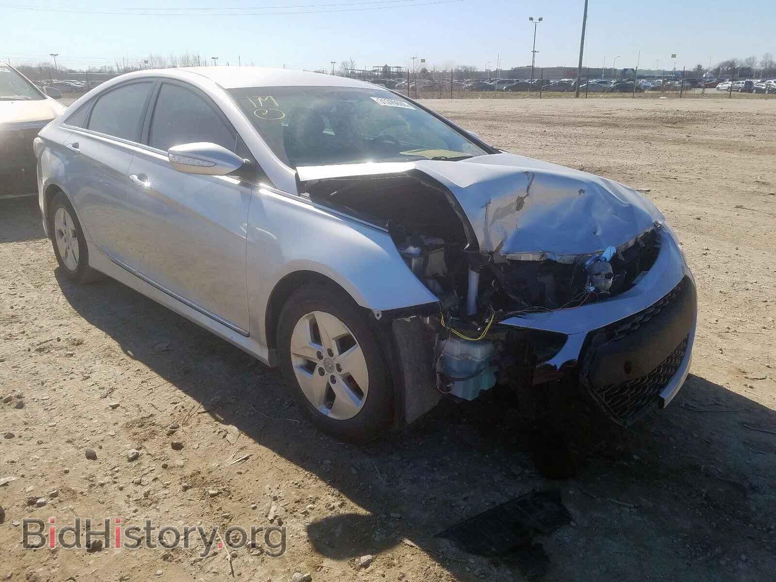 Фотография KMHEC4A45CA024228 - HYUNDAI SONATA 2012