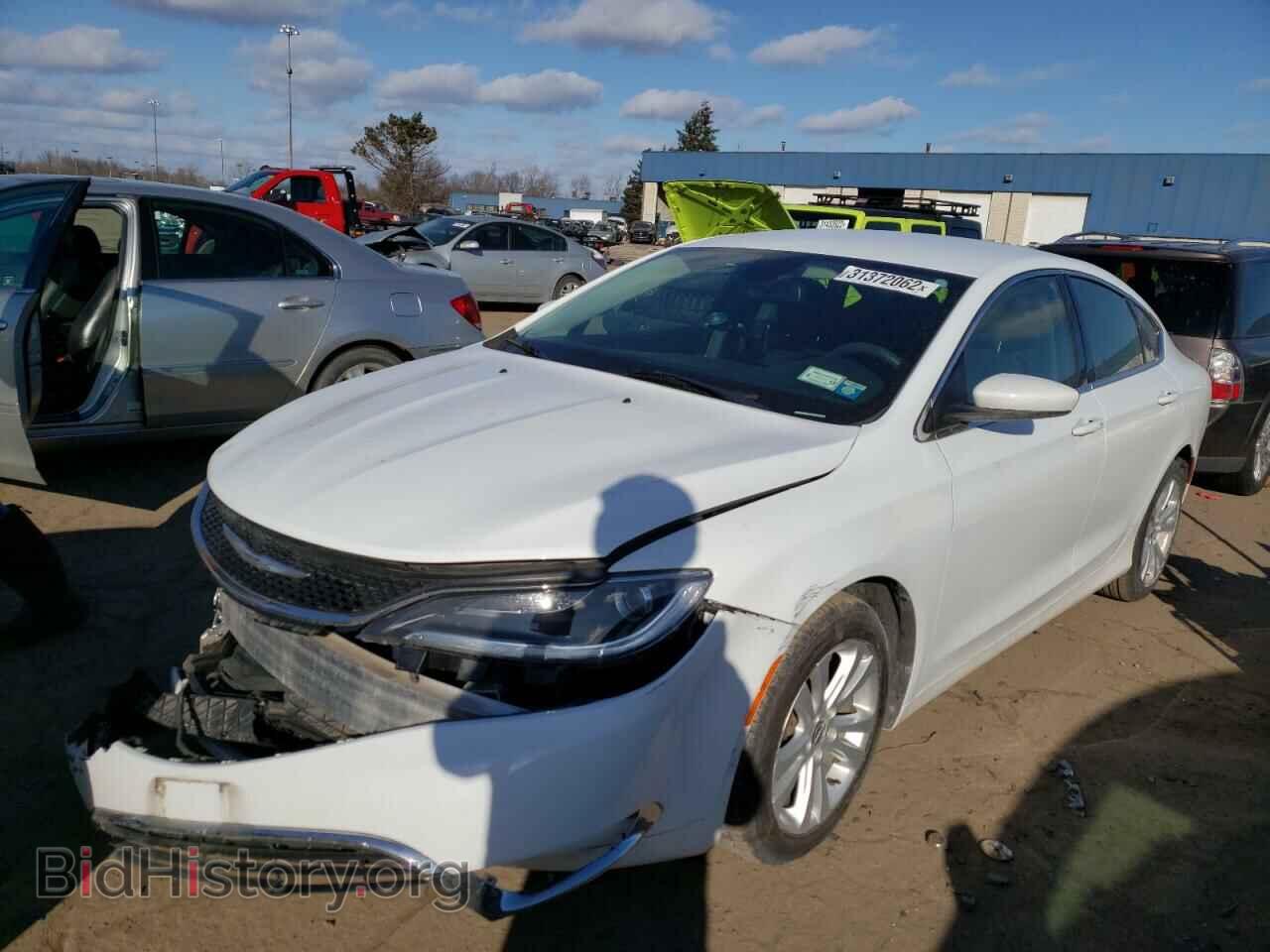 2016 CHRYSLER 200 - VIN: 1C3CCCAB3GN149882 - Фото 2
