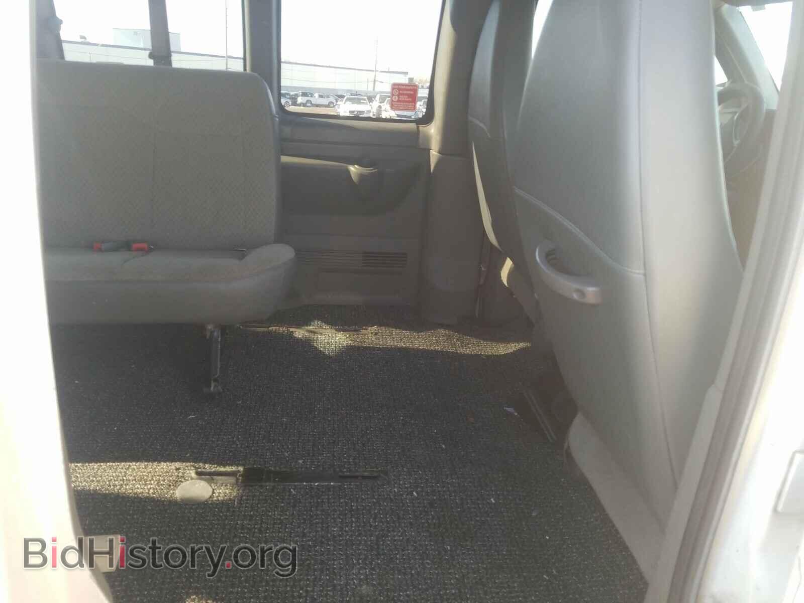 2011 CHEVROLET EXPRESS - VIN: 1GNSHCF44B1185963 - Фото 6